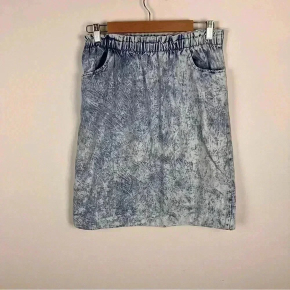 VTG 80s Women's M Distressed Denim Skirt Light Acid Wash Knee Length USA - Picture 1 of 10